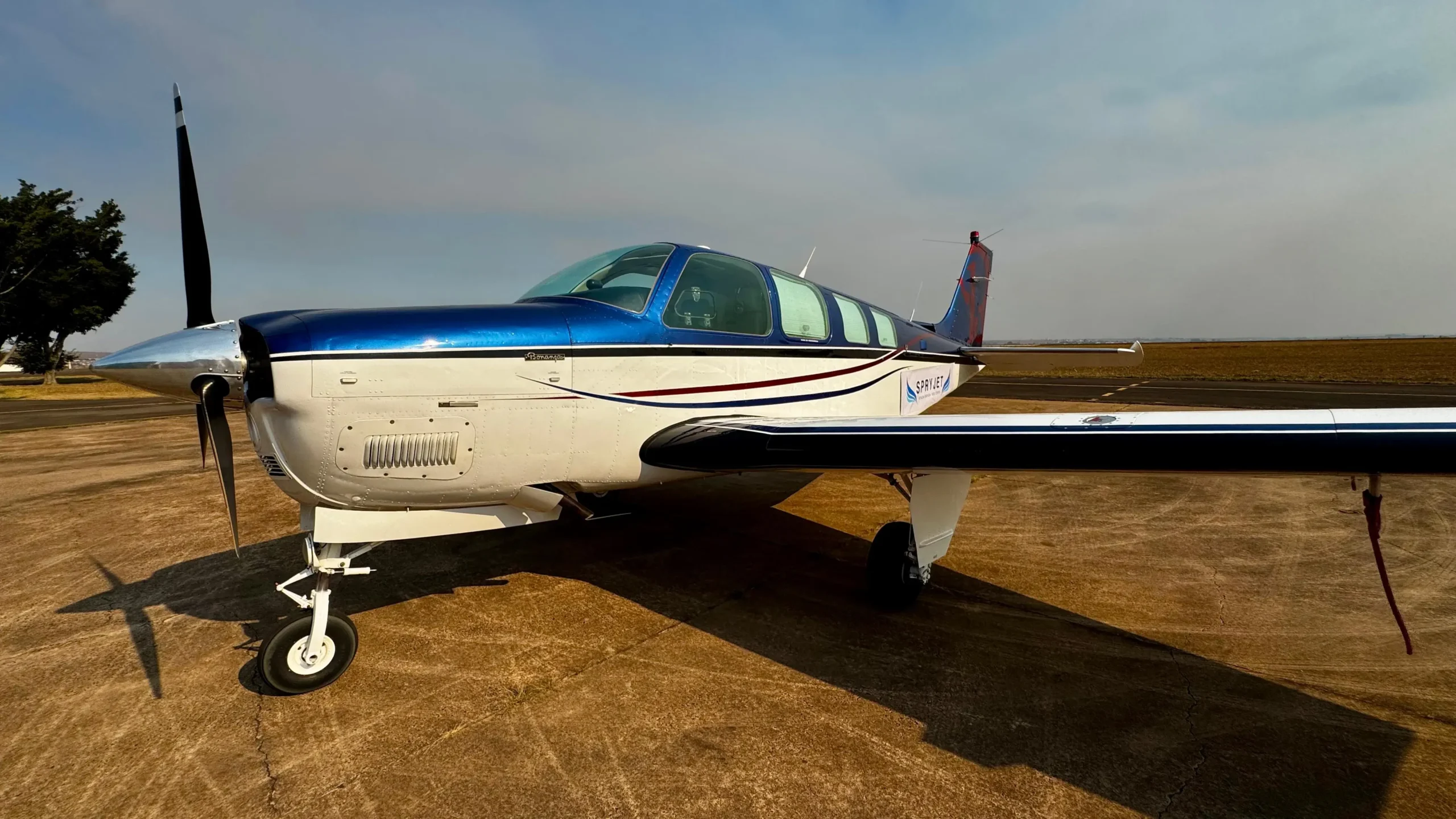 BEECHCRAFT - BONANZA A36 - 1985 - Imagem 2
