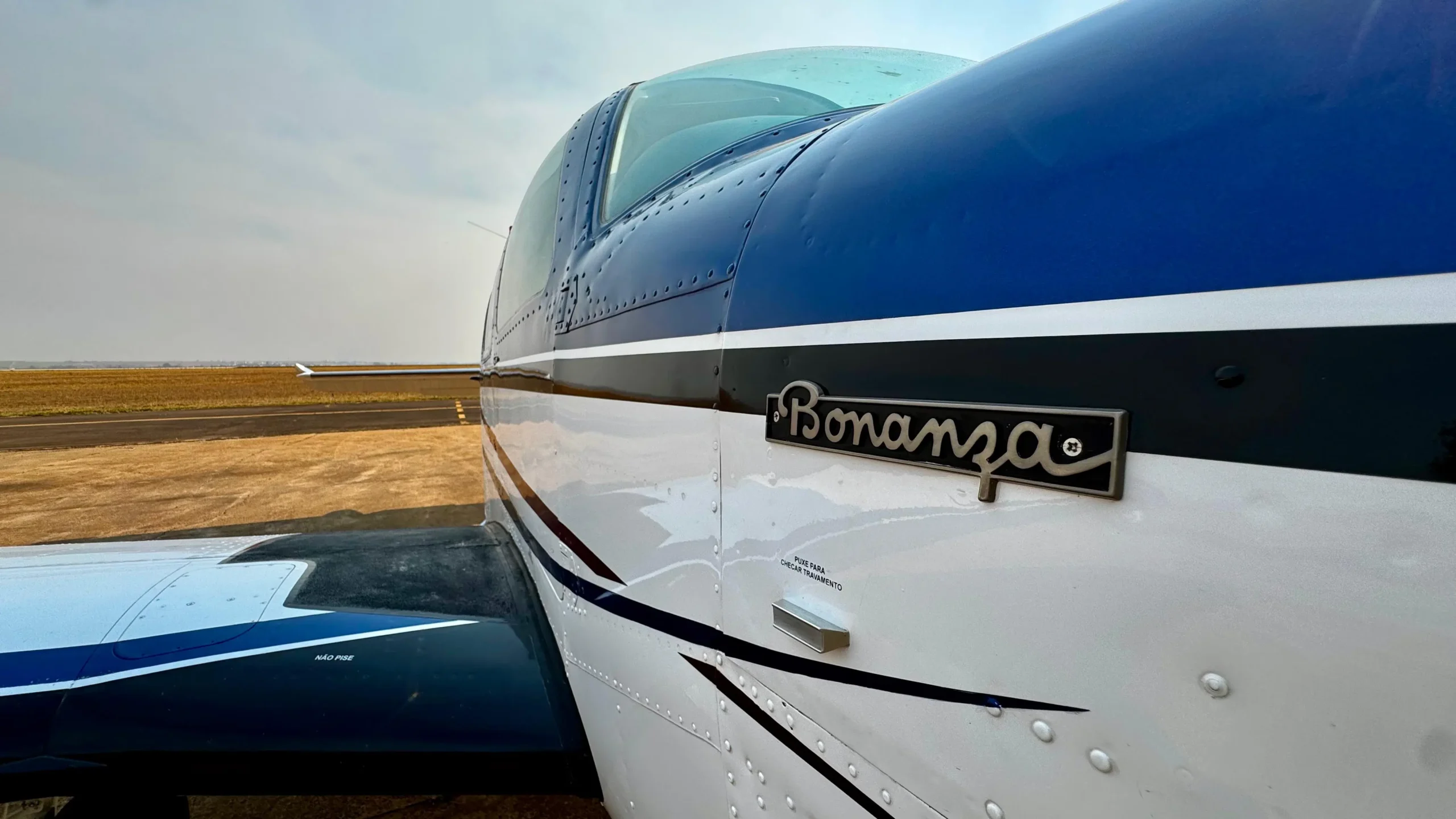 BEECHCRAFT - BONANZA A36 - 1985 - Imagem 3