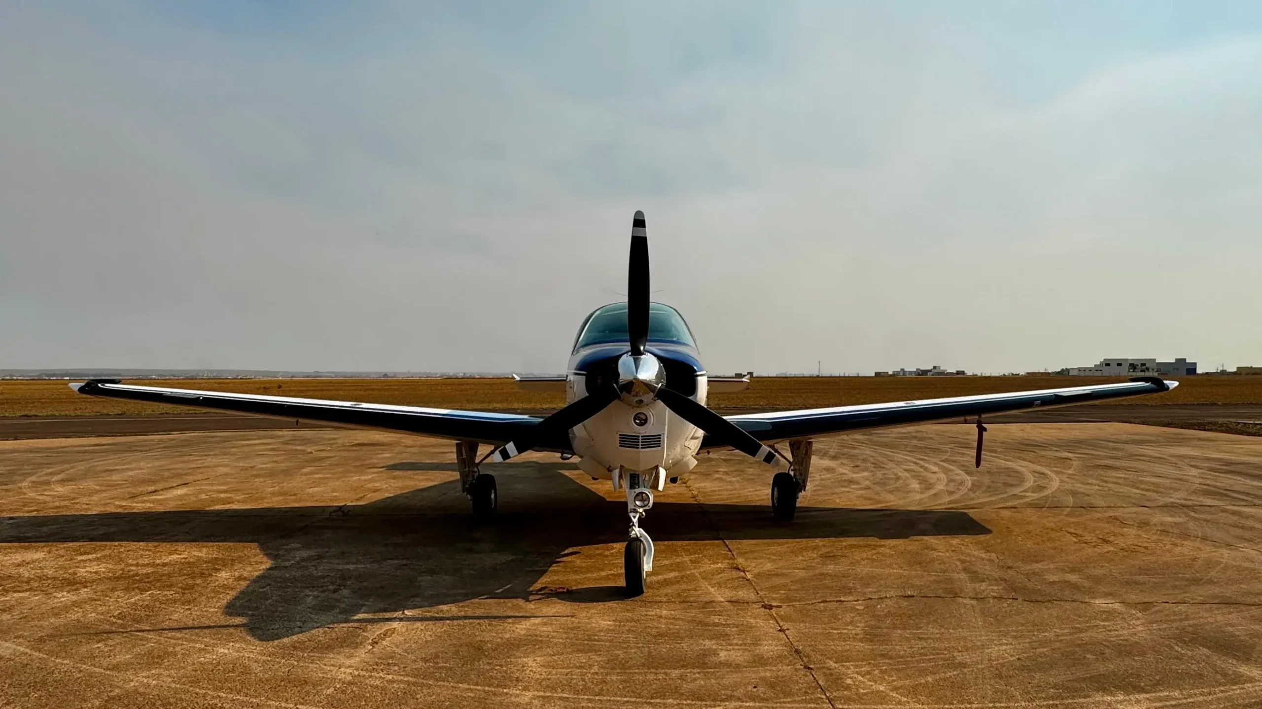 BEECHCRAFT - BONANZA A36 - 1985 - Imagem 5